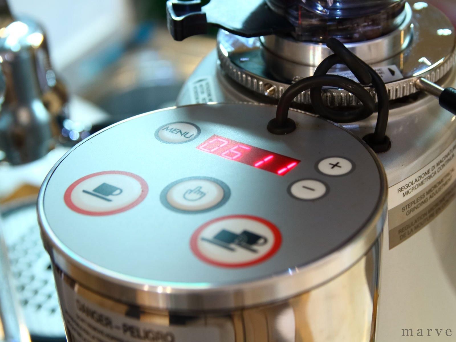 【ジャンク品】マッツァーミニ　グラインダー MAZZER（マッツァ）グラインダー MINI - ELECTRONIC(A) アルミノ
