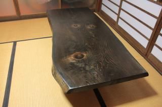 天然木一枚板　座卓　ガラストップあり 木の一枚板工房｜榎本銘木 | 天然木一枚板を一枚板テーブルや一