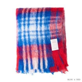 AVOCA Mohair Throw BLUERED knee