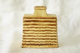 イッチン角瓶〕湯町窯 イッチン角瓶〕湯町窯