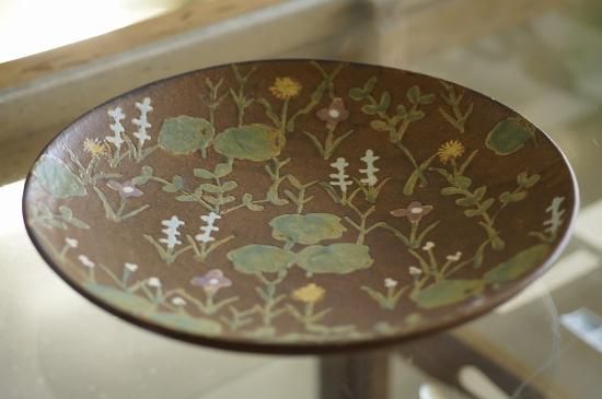 沖澤真紀子 草皿24cm 茶色 216 - うつわと暮らしの道具 mokodi