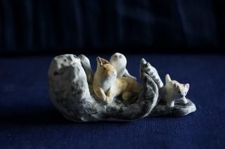 村井陽子　陶オブジェ　猫 表情豊かな動物のオブジェやアクセサリー、うつわなどを制作する