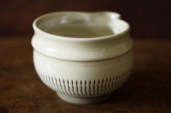 小鹿田焼 片口3寸（白・飛びかんな）506KO - うつわと暮らしの