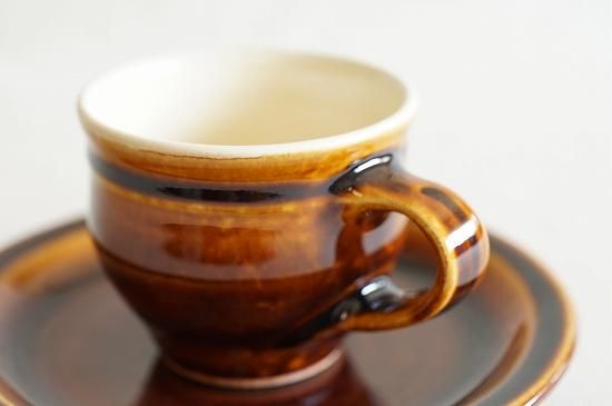 出西窯 カップ＆ソーサー（飴） - うつわと暮らしの道具 mokodi モコディ