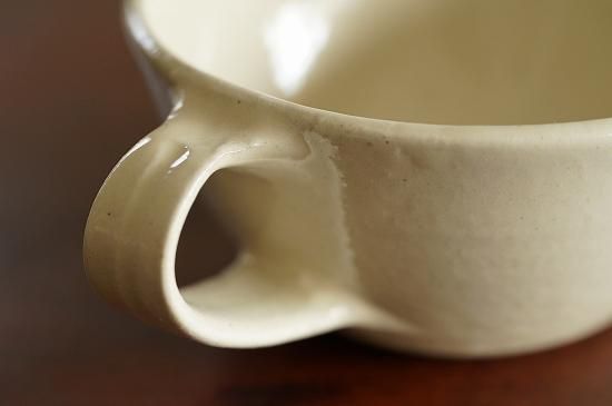 出西窯クリーム色 蓋付きスープ椀 陶器製 出西窯クリーム色 蓋付きスープ椀 陶器製 【公式通販】