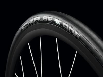 シュワルベワン(schwalube one)はダホンやターンに最適な シュワルベワン(schwalube one)はダホンやターンに最適な