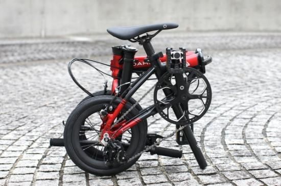 カッコ良いカスタムをしたい方は、DAHON K3専用フルカーボン カッコ良いカスタムをしたい方は、DAHON K3専用フルカーボン