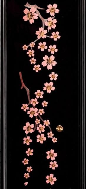 厨子型ミニ仏壇 蒔絵桜・小「黒・内金」(高さ:30cm 幅:17.1cm 厨子型ミニ仏壇 蒔絵桜・小「黒・内金」(高さ:30cm 幅:17.1cm