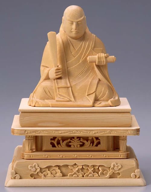仏像 日蓮上人（白木 桧） 3.0寸 - 仏壇仏具のまごころショップ安伽堂