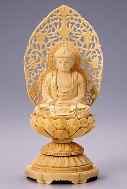 仏像 座釈迦 釈迦如来（柘植 ツゲ・丸台座） 3.5寸 - 仏壇仏具のまごころショップ安伽堂