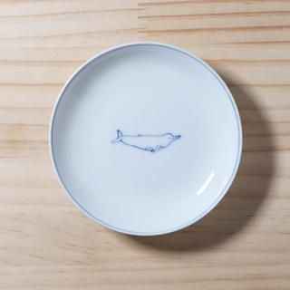 くじらの小皿(セミクジラ) 今村隆光(光雲窯)直径105mm×高さ20mm