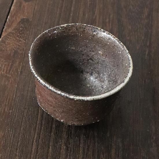 信楽中郷窯】『掛花入／鈴木茂至造』共箱 共布 高さ13.5