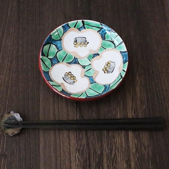 椿文 銀 豆皿 笠間焼 井上憲一郎 直径120×高さ25mm | ポップな椿柄の