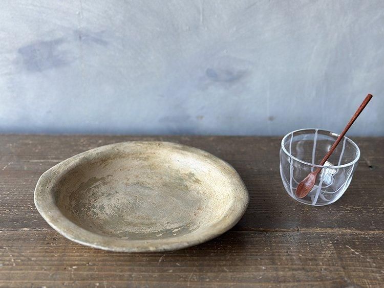 リム皿（ベージュ）/川原幸子 - 櫻茶屋オンラインショップ