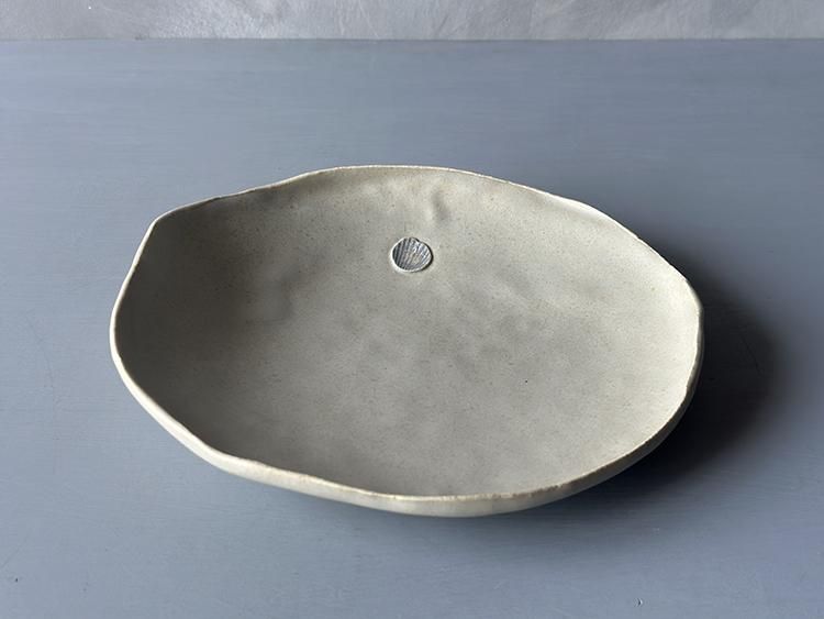 古いお皿17枚 変わり丸皿（灰緑）/ 岩田圭介 - 櫻茶屋オンラインショップ