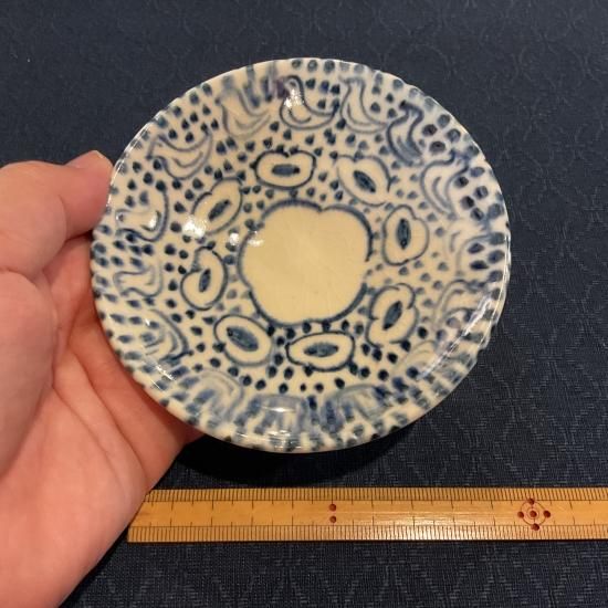 ムーニーともみ 小皿 鳥 - うつわ青文字