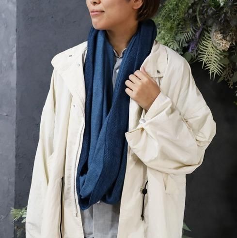 TSUTSU ウールスヌード | 首元を温めてくれるタオル織りのスヌード