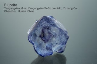 フローライト　結晶　チャイナ｜Yaogangxian Mine, Yaogangxian W-Sn ore field Yizhang Co., Chenzhou, Hunan China