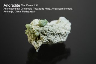 アンドラライト　結晶石　マダガスカル産｜Var: Demantoid｜ Antetezambato  Madagascar｜Andradite ｜
