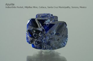 アズライト　結晶　メキシコ産｜Azurite｜Milpillas Mine, Cuitaca, Santa Cruz Municipality, Sonora, Mexico｜藍銅鉱｜
