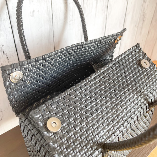 新品 大人気オアハカ産 メルカドバッグ メキシコ Mサイズ 黒シルバー 新品 大人気オアハカ産 メルカドバッグ メキシコ ブラウン系 M