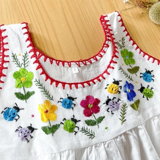 メキシコ刺繍 ベビー キッズワンピース サイズ 90 100 ノースリーブ白 メキシコ刺繍 ベビー キッズワンピース サイズ 90 100 ノースリーブ白