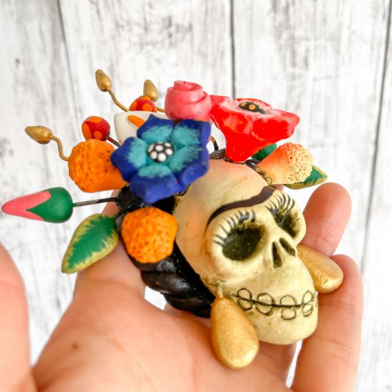 フリーダカーロ　ビンテージ　スカル　死者の日　メキシコ　ドクロ メキシコ製】陶器のオーナメント 壁掛け 壁飾り オブジェ