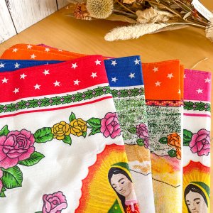 【メキシコ製】グアダルーペ聖母「マリア像」のバンダナ ハンカチ スカーフ