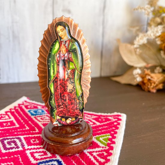 メキシコ製グアダルーペの聖母マリア像のオブジェ 置物