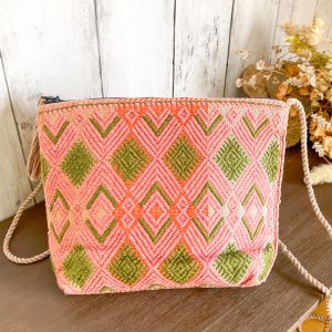【メキシコ製】ララインサール織りのポシェット（ピンクグリーン×ストライプ）