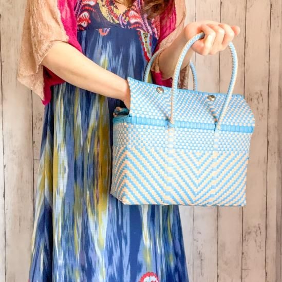 メキシコ製】メルカドバッグ蓋付きM ボックス型（ブルー×ピンク）