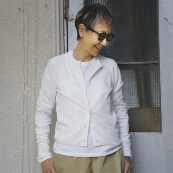 eleven 2nd / Fine Linen Button Cardigan【e2W-1065】<img class='new_mark_img2' src='https://img.shop-pro.jp/img/new/icons5.gif' style='border:none;display:inline;margin:0px;padding:0px;width:auto;' />