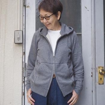 ں٤kitt / Double Zip Hoodie424-C03<img class='new_mark_img2' src='https://img.shop-pro.jp/img/new/icons58.gif' style='border:none;display:inline;margin:0px;padding:0px;width:auto;' />