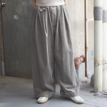 quitan / VERY WIDE CRICKET TROUSERS 557-5240106<img class='new_mark_img2' src='https://img.shop-pro.jp/img/new/icons5.gif' style='border:none;display:inline;margin:0px;padding:0px;width:auto;' />