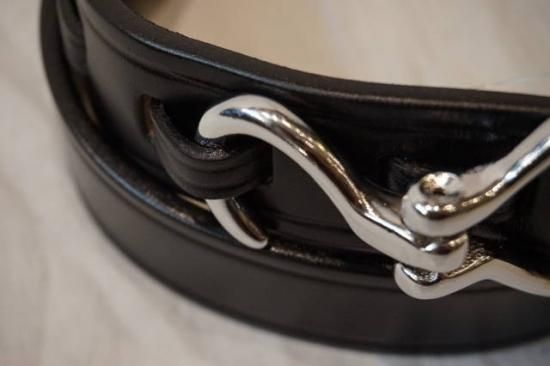 TORY LEATHER』 (トリーレザー) 1.25インチ フックバックル