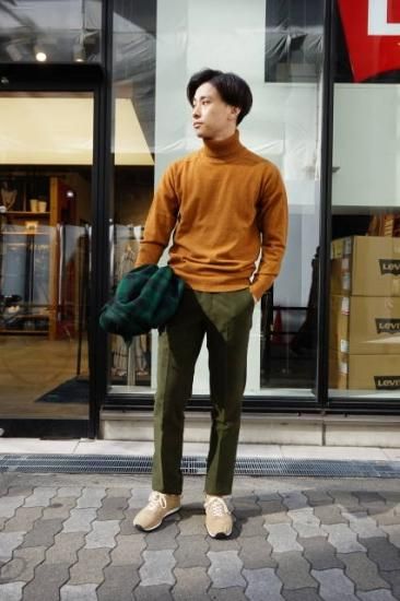 新品 アランペイン タートルネック UK38 ネイビー　英国製　か高級メリノ使用 ALAN PAINE』 (アラン ペイン) 12G ジーロン・ウール