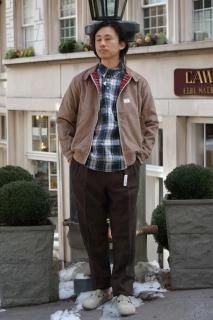 『AU VRAI CHIC BRITAIN』 (オー ブライ シック ブリテン)  コーディロイ ハリントンジャケット  スゥイングトップ  イギリス製  ベージュ