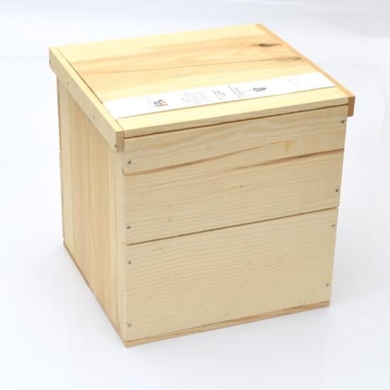 りんご木箱四角いりんご箱ハーフサイズ(新箱)フタ付き(無地 りんご木箱四角いりんご箱ハーフサイズ(新箱)フタ付き(無地