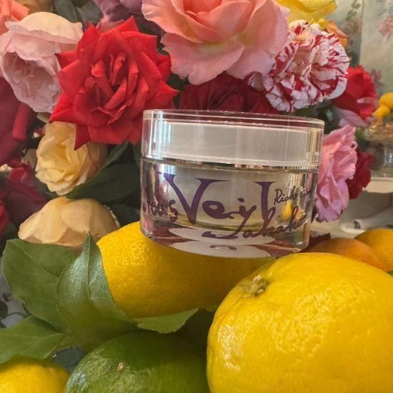 TAKAKOバースデー感謝祭50％OFF半額！待望の若返り美容クリーム