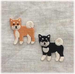 ポメラニアン 刺繍ワッペン | オリジナルデザイン - アップリケ