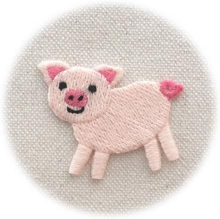ぶたさん　フェルト名札　ワッペン ぶたさん フェルト名札 ワッペン （ぶたペロ ハンドメイド
