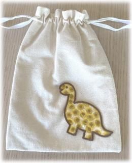 リバティーワッペン 幼稚園や保育園の入園 入学の準備 スモックなどの通園グッズや目印に リバティーワッペン 綿糸を中心に使いフレンチテイストのオリジナルワッペン アップリケ アップリケ ワッペン Chimo
