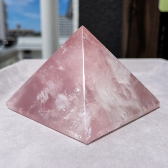 ローズクォーツ【ピラミッド】01 - 天然石とハンドメイドアクセサリー