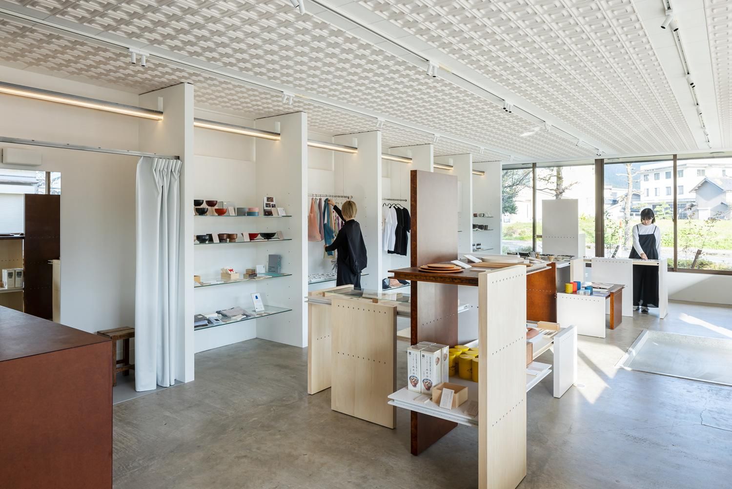 河和田本店 Photo: Yohei Sasakura