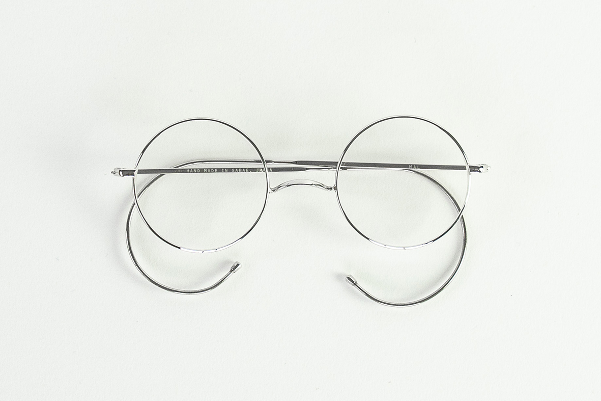 縄手　丸眼鏡