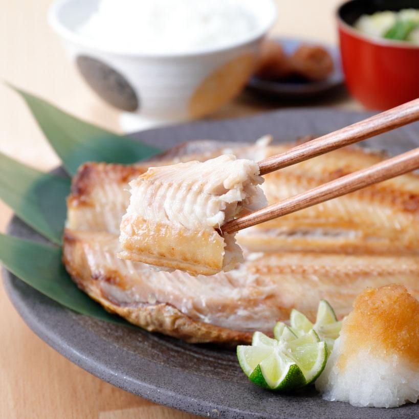 ビッグ築地 伴助 シマホッケ開き