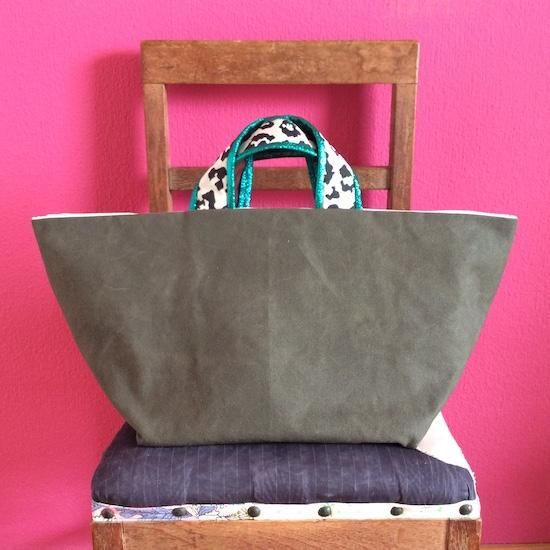 С֥ȡȥХåReversible tote bagM-2