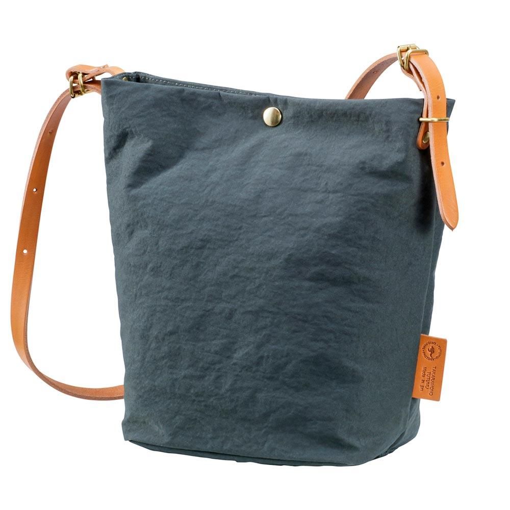 豊岡鞄 TUTUMU Journey S ネイビー ショルダーバッグ 豊岡バッグ TUTUMU Journey S | 豊岡鞄公式オンラインストア - Artisan