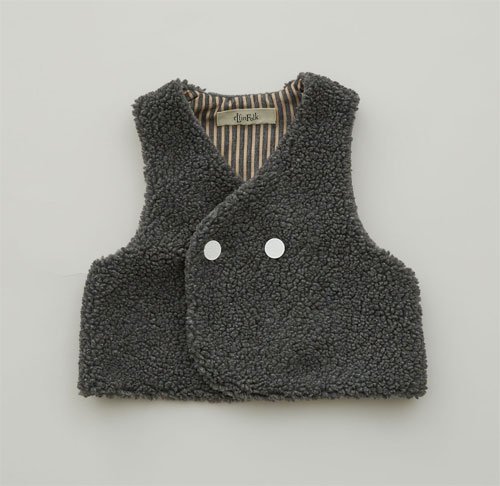 【eLfinFolk】Sheep boa Baby vest  reversible(80〜100）gray　2023AW