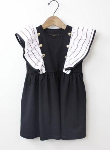 <img class='new_mark_img1' src='https://img.shop-pro.jp/img/new/icons20.gif' style='border:none;display:inline;margin:0px;padding:0px;width:auto;' />30%OFF【MAAROOK】 天竺プレッピーストライプマリンワンピース (140〜160)クロ 2025SS